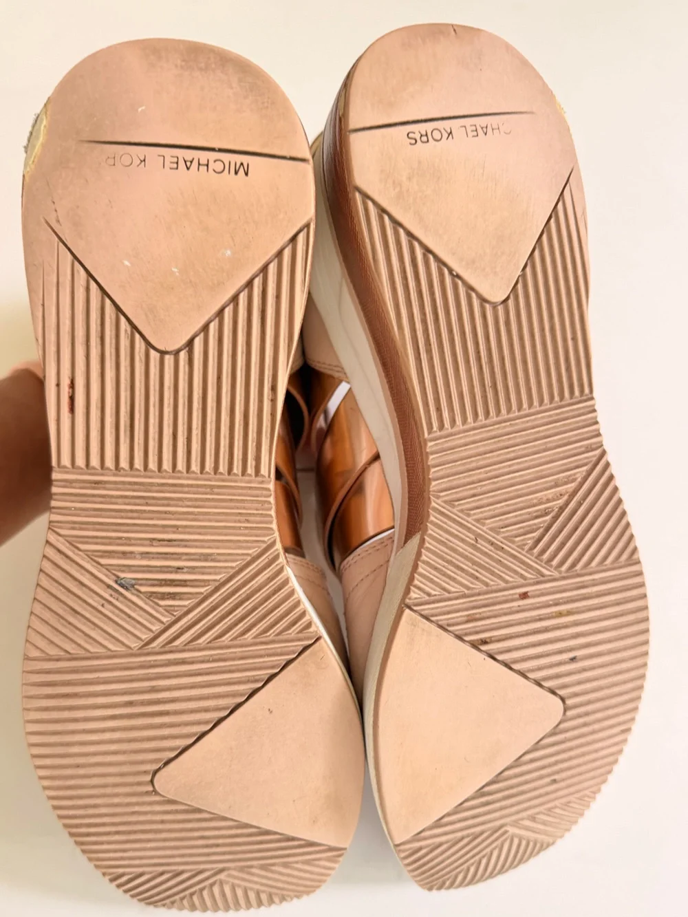 Michael Kors Beckett Trainer Wedge Sneakers Rose Gold Blush Leather Size 9.5